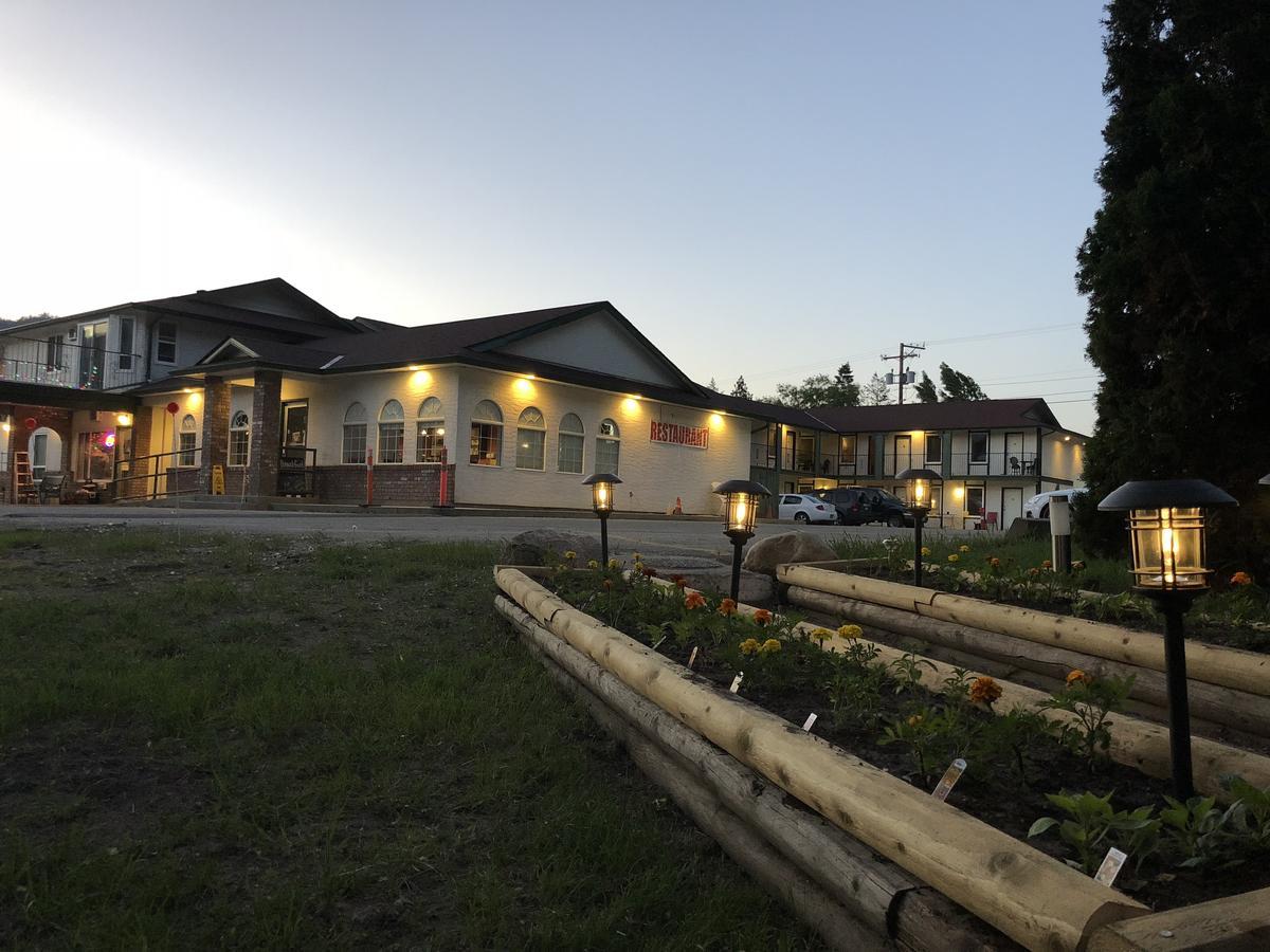 Chase Country Inn Exterior foto