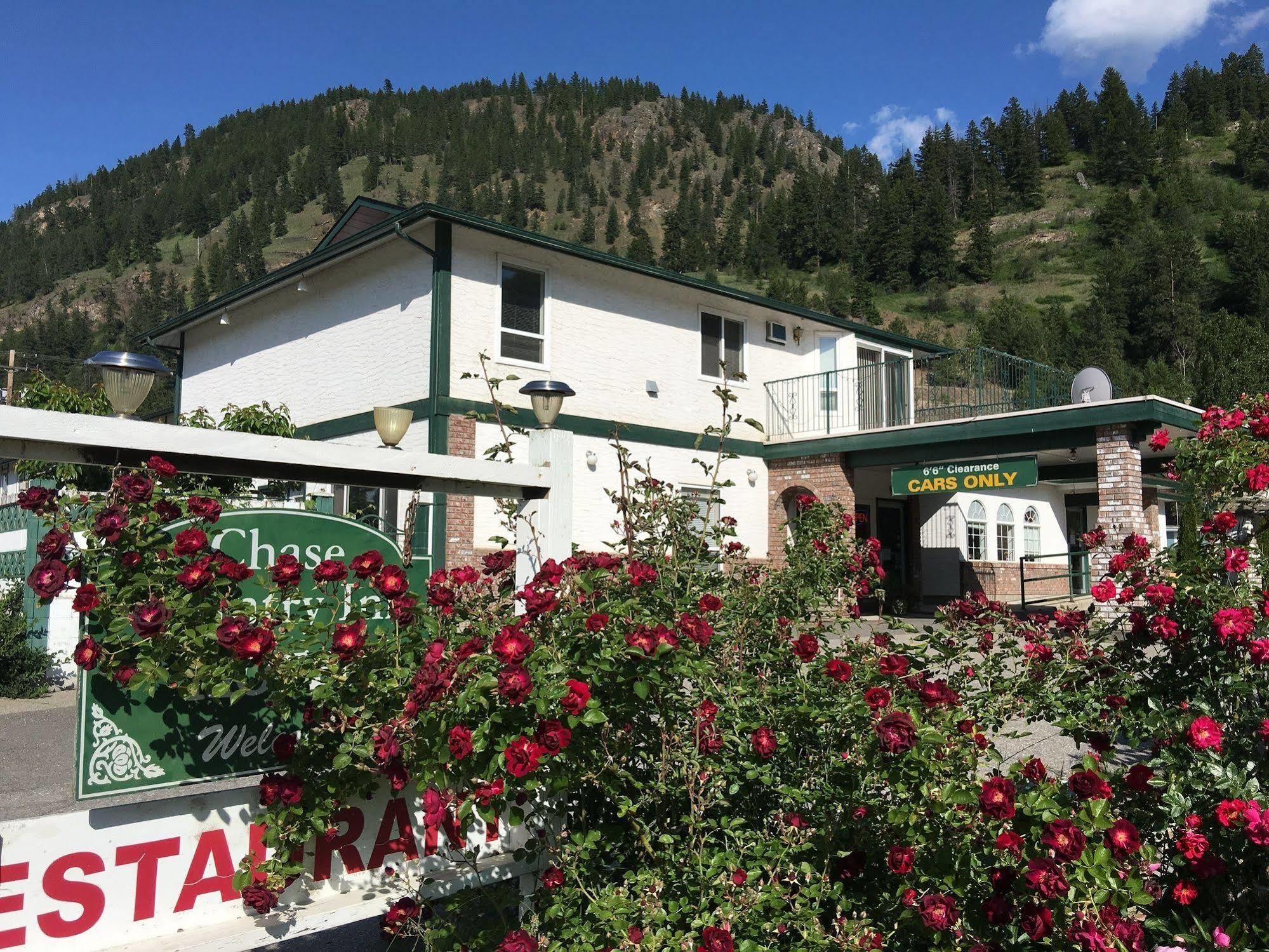 Chase Country Inn Exterior foto